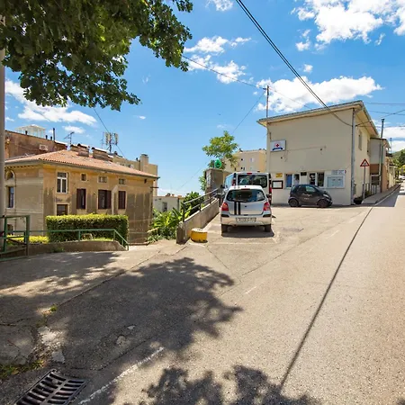 Paradise View Deluxe Apartmán *