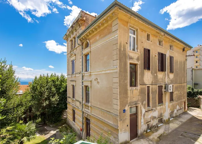 Paradise View Deluxe Apartmán